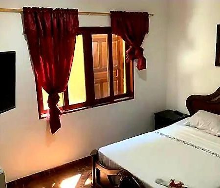 Hostal Selvatrip Летисия Экстерьер фото